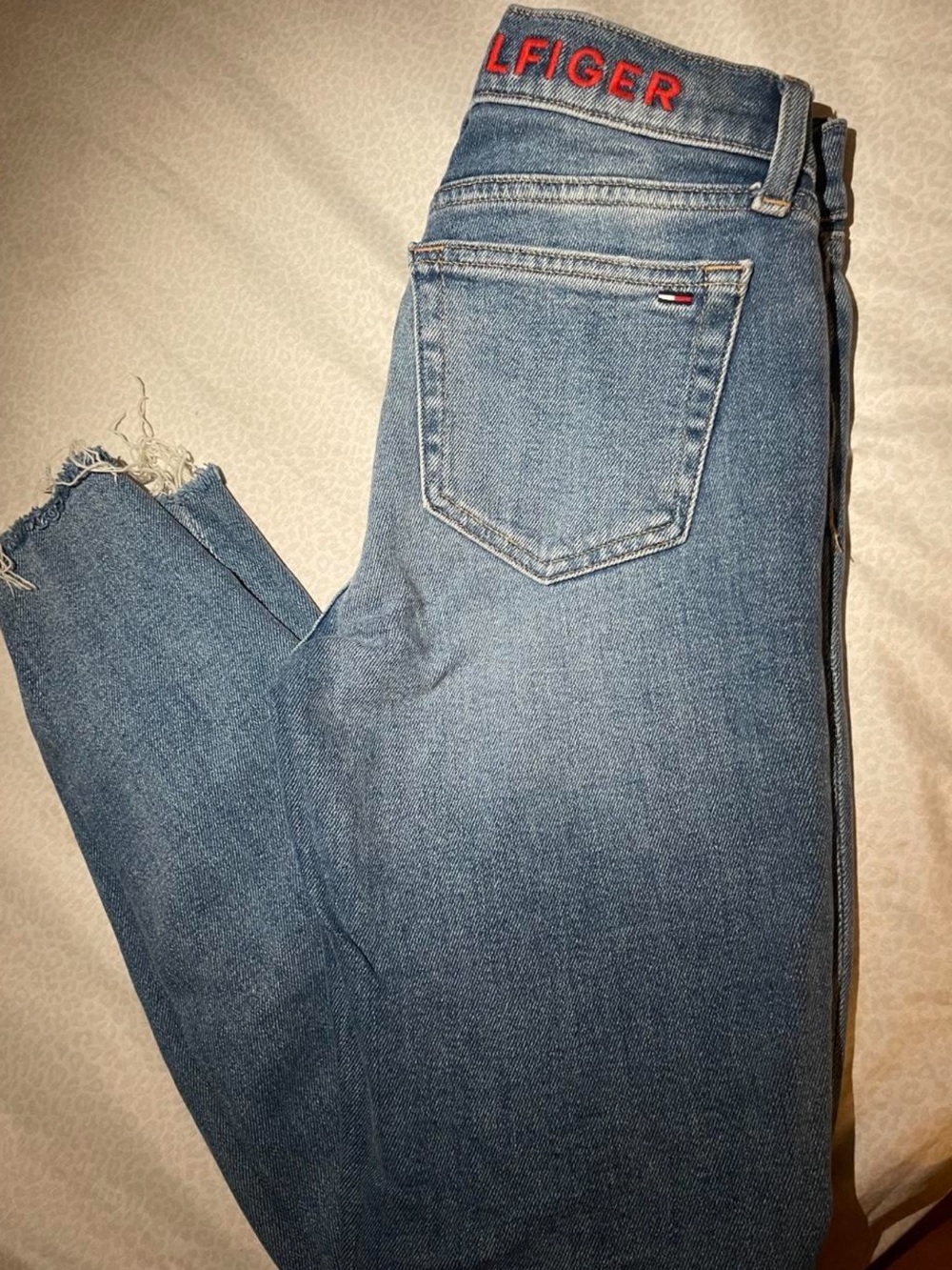 Tommy Hilfiger Light Blue High-Rise Straight Jeans with Embroidered Waist